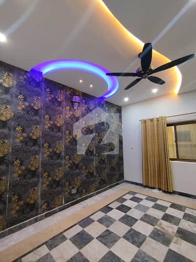 10 Marla House In Hayatabad Phase 7 For rent At Good Location