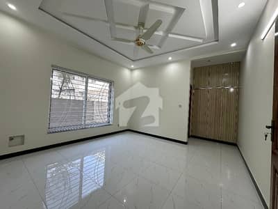 7 Marla Upper Portion In Only Rs. 50000