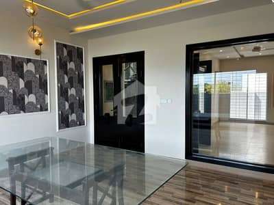 09 MARLA ELEGANT AND FULLY MAINTAINED SUPER HOT LOCATED BUNGALOWS LOWER PORTION IS AVAILABLE IN THE BEST BLOCK OF DHA LAHORE.