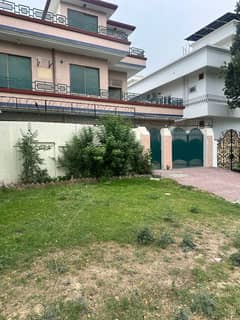 A Double Storey House For Rent