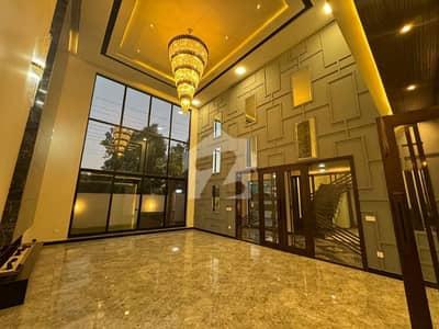 PRIME LOCATION PROPERTY AVAILABLE FOR RENT IN TIPU SULTAN