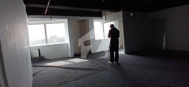 1200 sqfts office available for rent