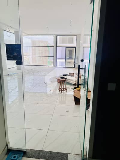 ذوالفقار کمرشل ایریا ڈی ایچ اے فیز 8,ڈی ایچ اے ڈیفینس,کراچی میں 5 مرلہ Studio دفتر 1.75 لاکھ میں کرایہ پر دستیاب ہے۔