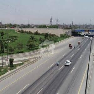 N BLOCK 10MARLA PLOT 75FT ROAD CONFIREM AVILABEL FOR SALE VERY PRIME LOCATION ACCORDIN TO MAP