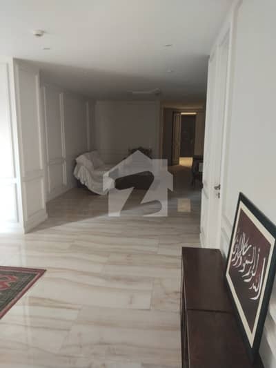 2 BED FURNISHED APARTMENT FOR RENT IN GULBERG 2