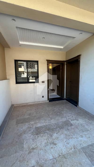 FULL HOUSE AVAILABLE FOR RENT IN D12