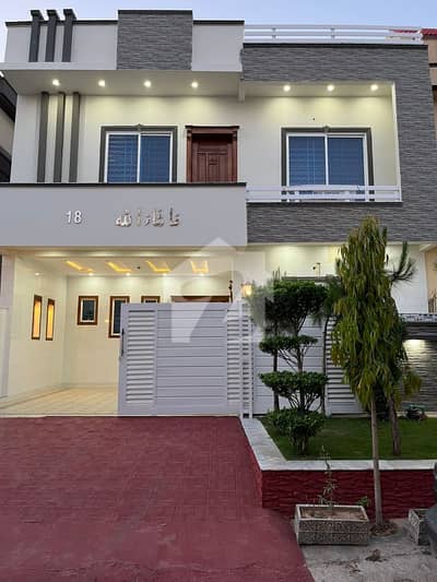 جی ۔ 13/2 جی ۔ 13,اسلام آباد میں 5 کمروں کا 7 مرلہ مکان 6.1 کروڑ میں برائے فروخت۔