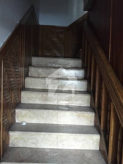 1st floor is available for rent in i-8/3