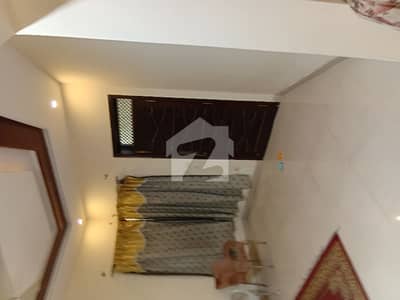 کیولری گراؤنڈ لاہور میں 5 کمروں کا 1 کنال مکان 4.0 لاکھ میں کرایہ پر دستیاب ہے۔