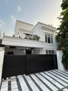 10 MARLA LUXURY FURNISHED HOUSE WITH FULL BASEMENT & SOLAR SYSTEM IS AVAILABLE IN DHA PHASE 3.