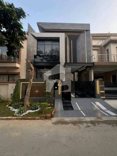 5 Marla Luxury Full Furnished House is Available for Rent in Bahria Town Lahore 5 Marla Luxury Full Furnished House is Available for Rent in Bahria Town Lahore