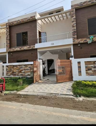 ڈی ایچ اے سیکٹر اے - رچنا ولاز ڈی ایچ اے سیکٹر اے,ڈی ایچ اے ڈیفینس,گوجرانوالہ میں 3 کمروں کا 5 مرلہ مکان 1.7 کروڑ میں برائے فروخت۔ ڈی ایچ اے سیکٹر اے - رچنا ولاز ڈی ایچ اے سیکٹر اے,ڈی ایچ اے ڈیفینس,گوجرانوالہ میں 3 کمروں کا 5 مرلہ مکان 1.7 کروڑ میں برائے فروخت۔