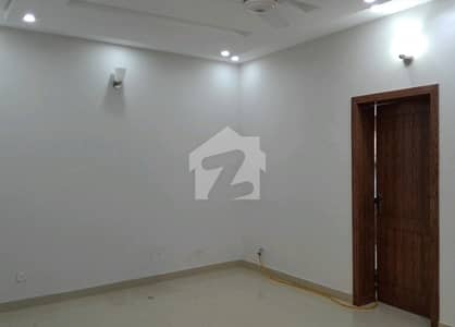 I-8/4 Upper Portion Sized 12 Marla For rent