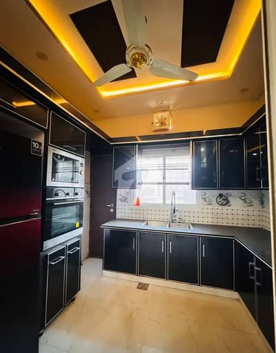10 Marla Lower Portion Available For Rent In Park View City Lahore