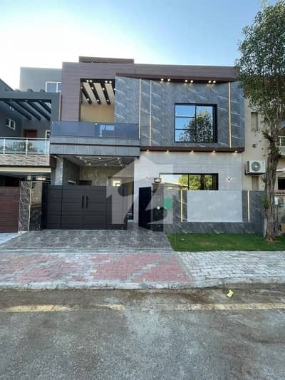 5.6 Marla Modren house for sale hot location bahria town