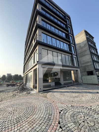 9 Marla corner Commercial floor fOr rent best For IT companies