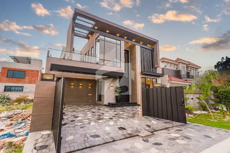 Modern Designed 1 Kanal House is For Sale in DHA Phase 7