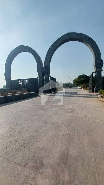 گندهارا سٹی اسلام آباد میں 8 مرلہ رہائشی پلاٹ 98.0 لاکھ میں برائے فروخت۔