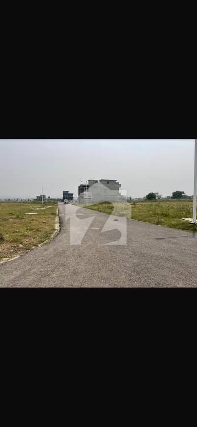 Senate secretariat Employees Cooperate housing society  7m Develop Position  Ready for Construction  Carpet Roud  Attach Gulberg P Block 100% Owen plot  Contact # 0333.76. 26.751