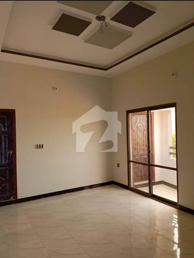 Gulshan-E-Iqbal VIP Block 17 National Stadium Ashyina Top Class Location Boundary Wall Best Chance Deal