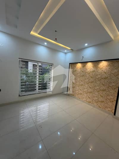 Ready To Buy A Prime Location Upper Portion 5 Marla In Park View City Ready To Buy A Prime Location Upper Portion 5 Marla In Park View City