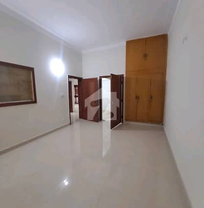 House Of 10 Marla For sale In Allama Iqbal Town - Hunza Block