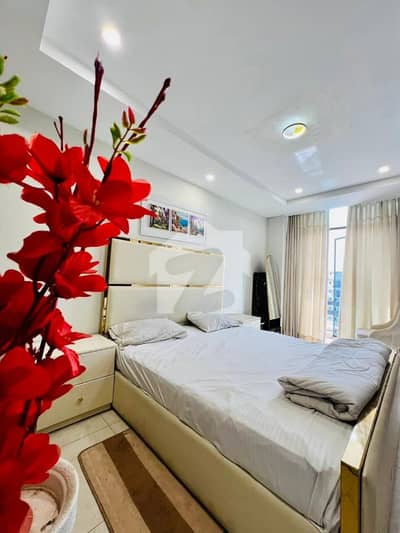 Studio Apartment for Sale Enclave Business Centre, Bahria Enclave Islamabad   Location: Enclave Business Centre, 2nd Floor  Size: 440 Sqft  Type: Studio Apartment  Attached Washroom  Kitchenette  Fully Furnished  Brand New Unit  Ideal for Investment & Rental Income   Demand: 58 Lakh   Contact: 0333-3205786  For more details or to arrange a visit, please contact anytime.