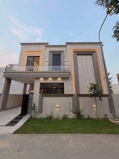 Corner Brand New 5.5 Marla Modern Marvel Elegant Bungalow For Sale At Super Hot Location Corner Brand New 5.5 Marla Modern Marvel Elegant Bungalow For Sale At Super Hot Location