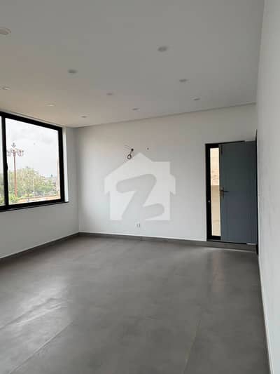 4 Marla Commercial Basement Available For Rent Park View City Lahore