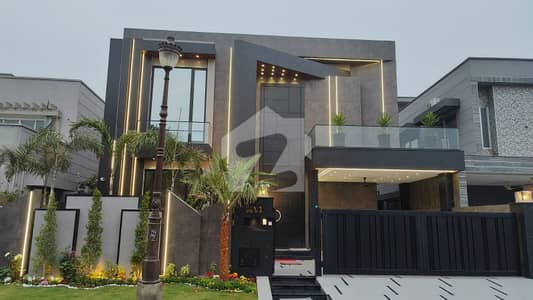 لیک سٹی ۔ سیکٹر ایم ۔ 3 لیک سٹی,رائیونڈ روڈ,لاہور میں 3 کمروں کا 1 کنال مکان 1.6 لاکھ میں کرایہ پر دستیاب ہے۔