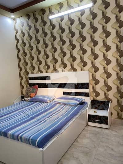 Punjabi Saudagaran 3 bed Drawing Dining Corner flat for sale Leased Not for Bank loan
