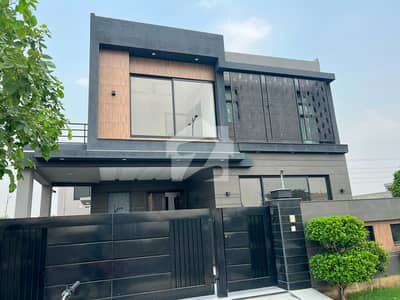 10 Marla Brand New house available for rent in DHA 10 Marla Brand New house available for rent in DHA