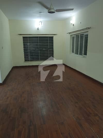 2 KANAL HOUSE FOR SALE MODEL TOWN F BLOCK