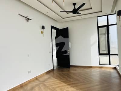 Modern Luxurious House Ocean Front For Sea Lovers With Basement Available For Sale