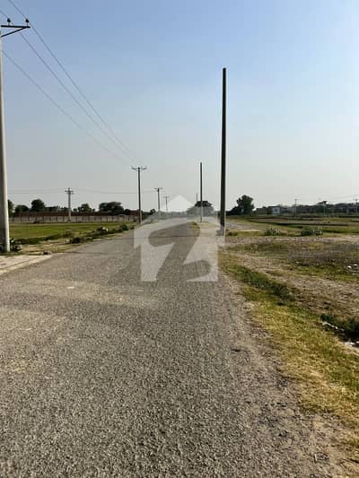 4 Marla commercial possession plot for sale 4 Marla commercial possession plot for sale