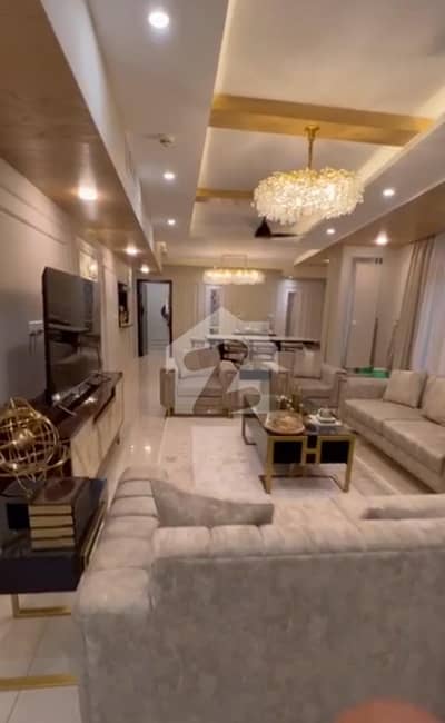 Luxury 3-Bedroom Fully Furnished & Fully Renovated Apartment Ready to Move In Luxury 3-Bedroom Fully Furnished & Fully Renovated Apartment Ready to Move In