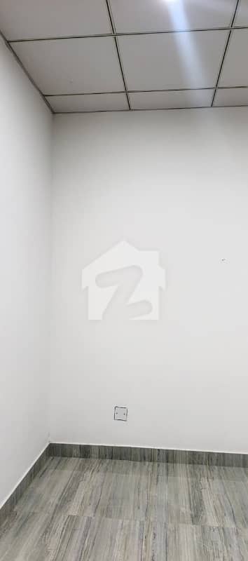 STUDIO LUXURY UNFURNISHED APARTMENT AVAILABLE FOR RENT AT GULBERG GREEN ISLAMABAD