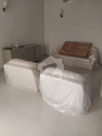 PRESTIGIOUS SIGNATURE RESIDENCE: ULTRA-SPACIOUS 1300 SQ YD BUNGALOW FOR RENT IN DHA PHASE 6