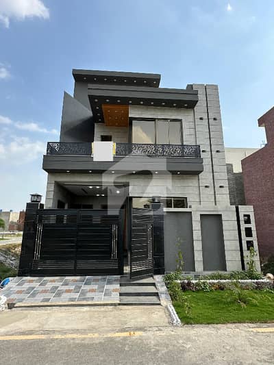 ایسٹرن هاوسنگ لاہور واگا ٹاؤن,لاہور میں 3 کمروں کا 5 مرلہ مکان 1.96 کروڑ میں برائے فروخت۔ ایسٹرن هاوسنگ لاہور واگا ٹاؤن,لاہور میں 3 کمروں کا 5 مرلہ مکان 1.96 کروڑ میں برائے فروخت۔