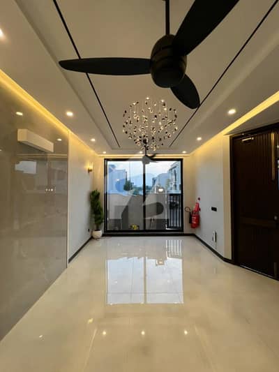 5 MARLA HOUSE AVAILABLE FOR RENT IN DHA 9 TOWN LAHORE