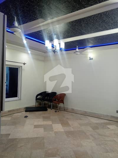 10 Marla Ground Portion House Available For Rent
