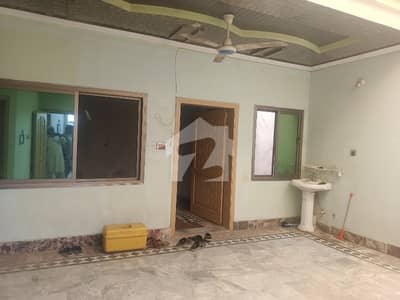 office 6 room Ghar for rent