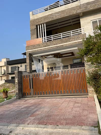 7 Marla Develop Possession Plot Available For Sale in I Block of Gulberg Residencia