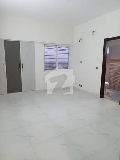 3 BED DD FLAT (ROYAL 8 ICON) FOR SALE IN GULSHAN E IQBAL 13 D 2