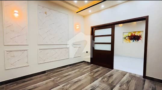 Super Executive Brand New 5 Marla Prime Location House For Sale In Abdullah Gardens Canal Road Faisalabad