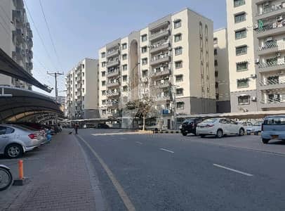 عسکری 11 عسکری,لاہور میں 3 کمروں کا 10 مرلہ فلیٹ 3.18 کروڑ میں برائے فروخت۔ عسکری 11 عسکری,لاہور میں 3 کمروں کا 10 مرلہ فلیٹ 3.18 کروڑ میں برائے فروخت۔