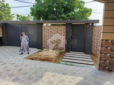 سکیم 33 کراچی میں 6 کمروں کا 1 کنال مکان 11.0 کروڑ میں برائے فروخت۔
