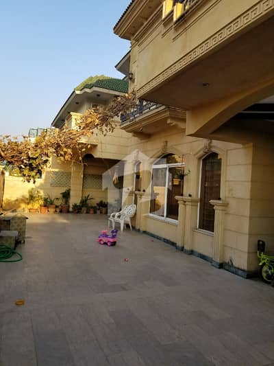 E-11 Beautiful Double Storey 7Bed With Basement Hall 50x90 House Available For Sale