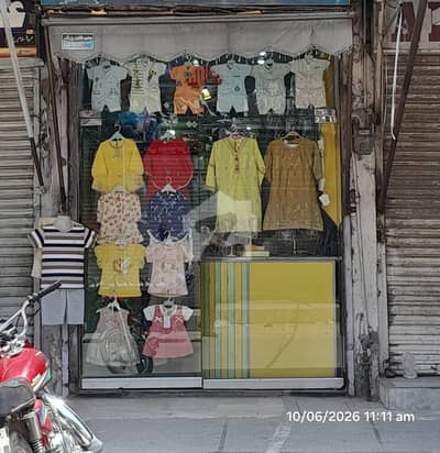 سرور روڈ کینٹ,لاہور میں 1 کمرے کا 1 مرلہ دکان 6.5 کروڑ میں برائے فروخت۔