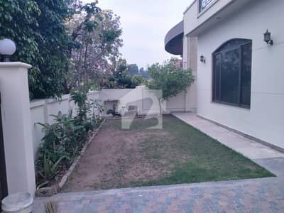 بحریہ ٹاؤن فیز 3 بحریہ ٹاؤن راولپنڈی,راولپنڈی میں 5 کمروں کا 1 کنال مکان 3.2 لاکھ میں کرایہ پر دستیاب ہے۔ بحریہ ٹاؤن فیز 3 بحریہ ٹاؤن راولپنڈی,راولپنڈی میں 5 کمروں کا 1 کنال مکان 3.2 لاکھ میں کرایہ پر دستیاب ہے۔